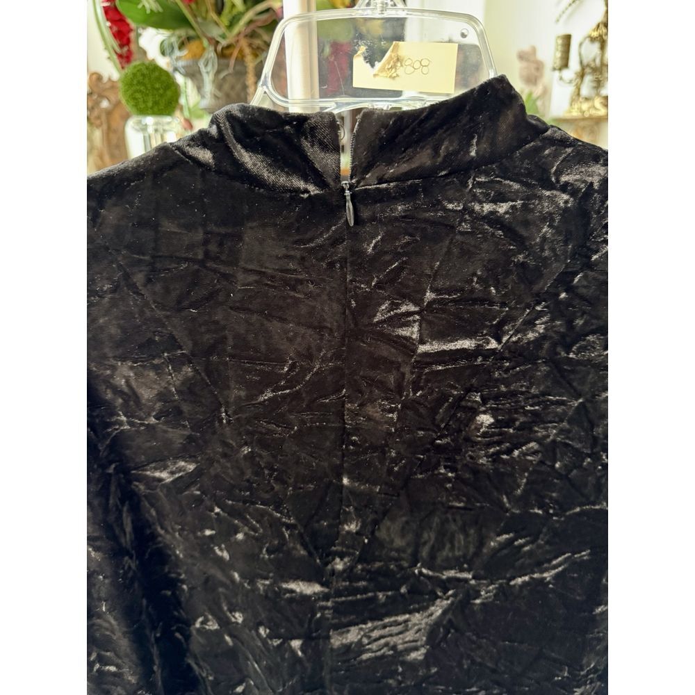 M - Simply Vera by Vera Wang Black Crushed Velvet Dress Modern High Neck Dress - Picture 4 of 11